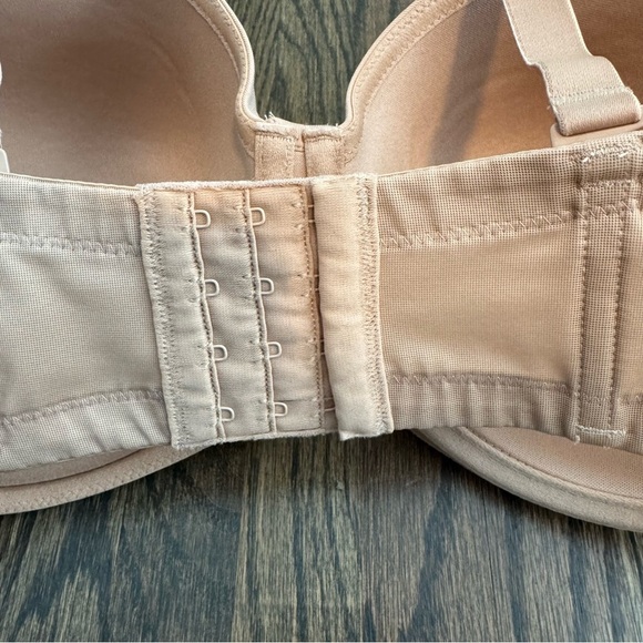 Wacoal Red Carpet Strapless Full Busted Underwire Bra size 38DDD - Picture 3 of 6